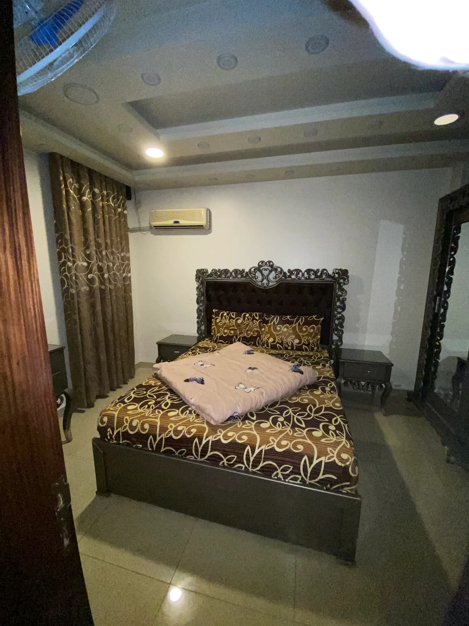 Charming downtown apartment, bright living room, fully equipped kitchen,two bedrooms in Damascus — photograph 4 of 8