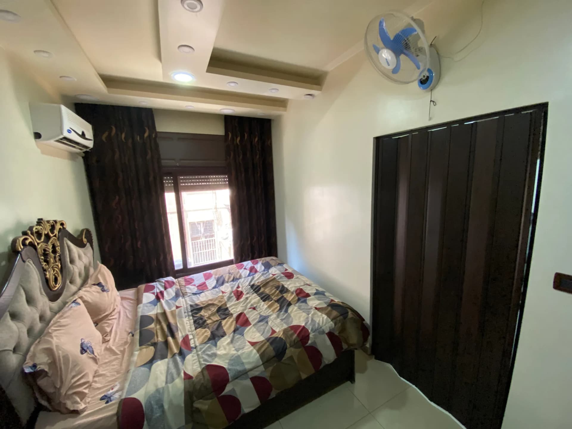 Cozy city apartment for up to three in Damascus — photograph 3 of 7
