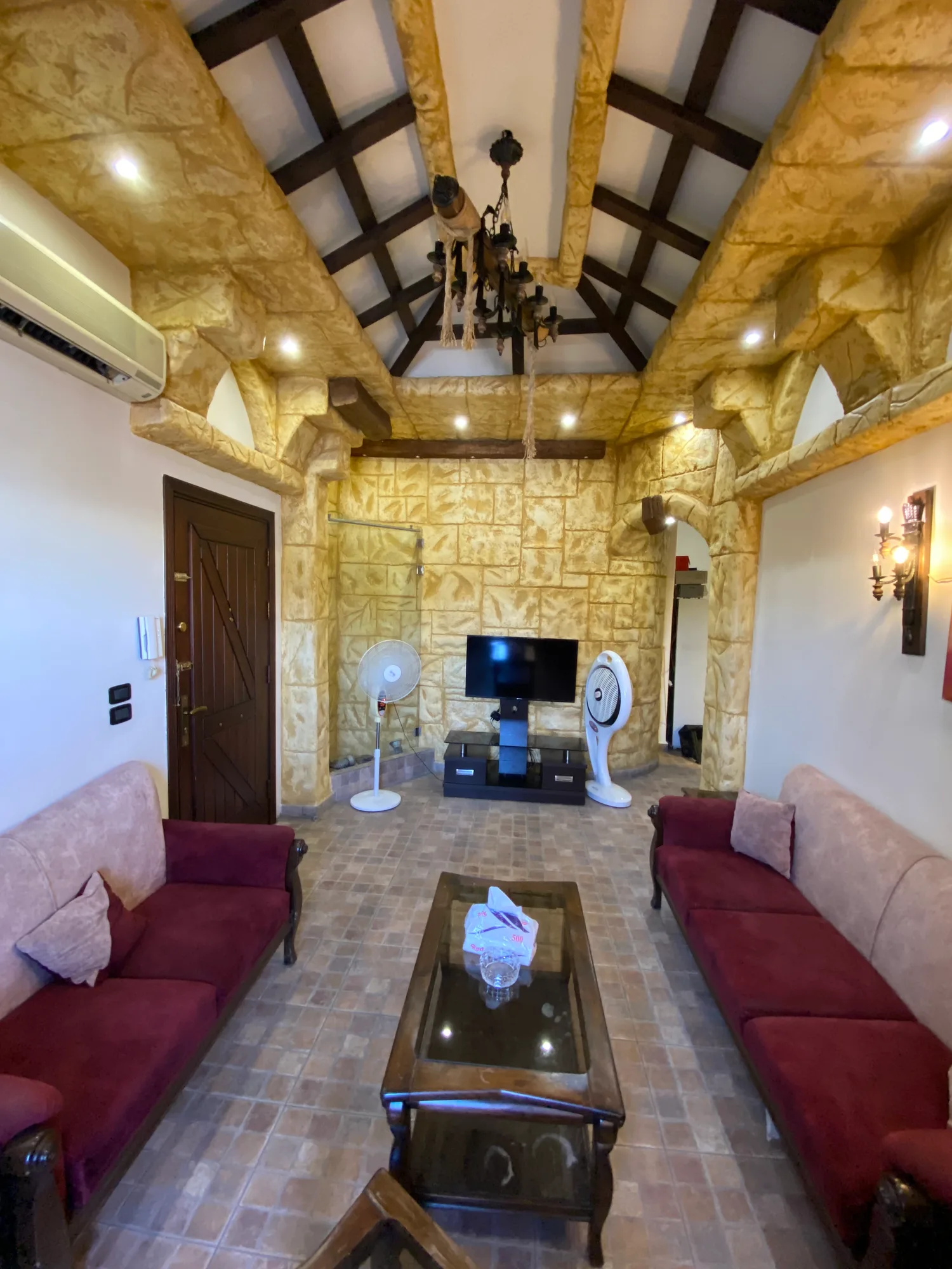 Downtown house spacious living in mazraa in Damascus — main photograph