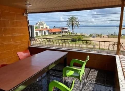 Sea View Chalet Bar Kitchen Blue Beach in Latakia — photograph 2 of 8